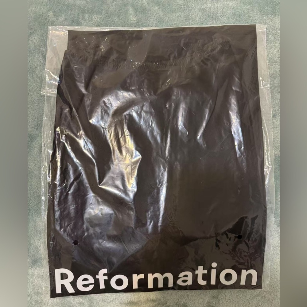 Reformation Layla Silk Skirt Black - Picture 4 of 6